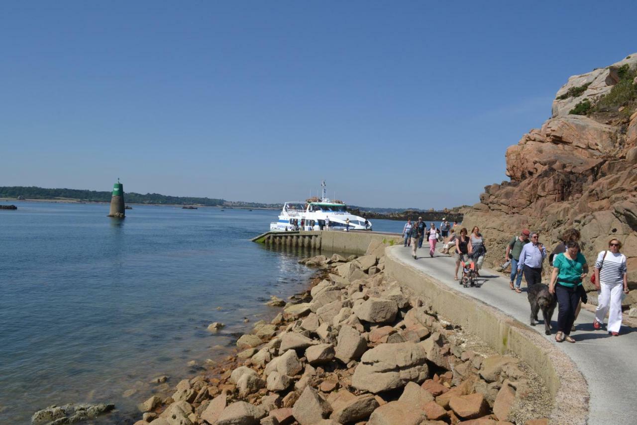 Gite Du Port Sur La Presqu'Ile De Lezardrieux Екстер'єр фото